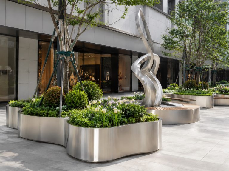 织金县不锈钢景观雕塑与金属花箱